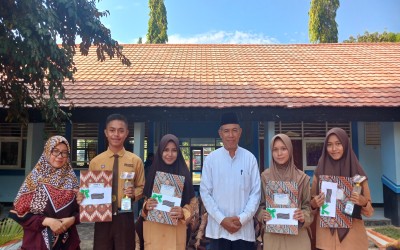 SISWA SMKS PURUHITA SURABAYA RAIH JUARA DI MTQ TINGKAT Kabupaten Jakarta Pusat